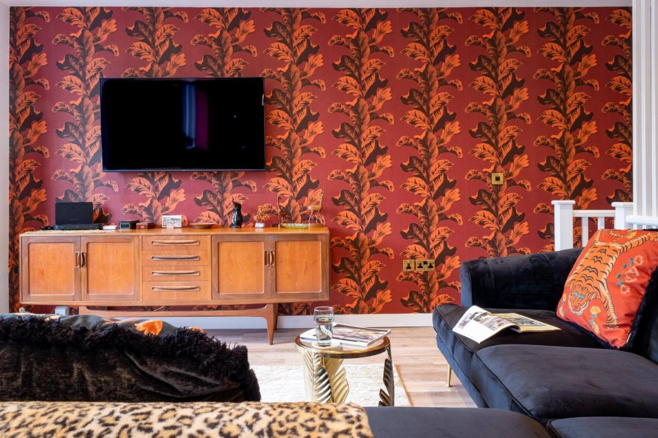Ultimate Glam, Vintage Central Pad. Cool 70S Bar. Bournemouth Zewnętrze zdjęcie